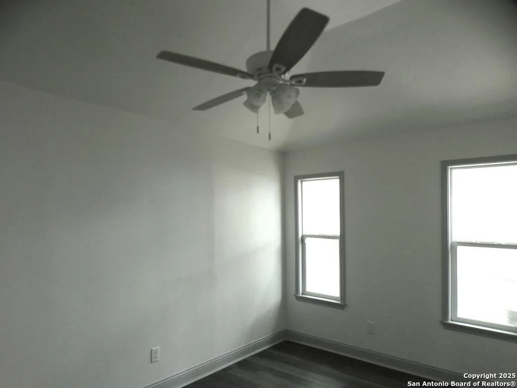 Photo of 506 Hillside Drive