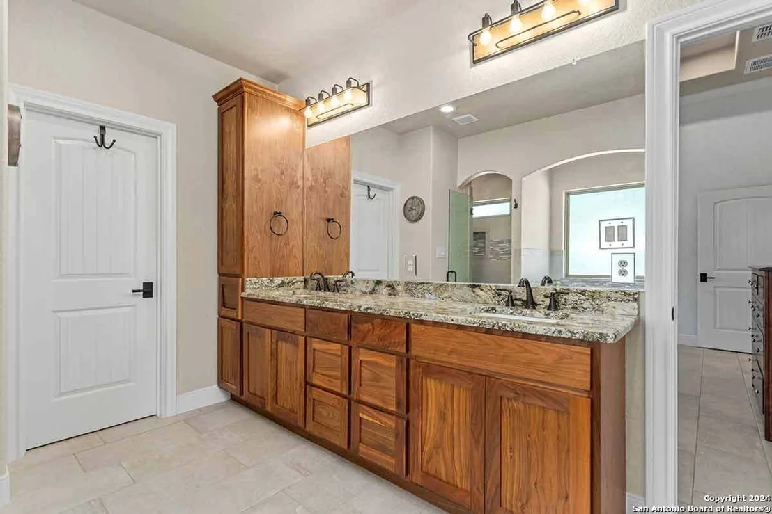 Photo of 145 Crescent Ridge