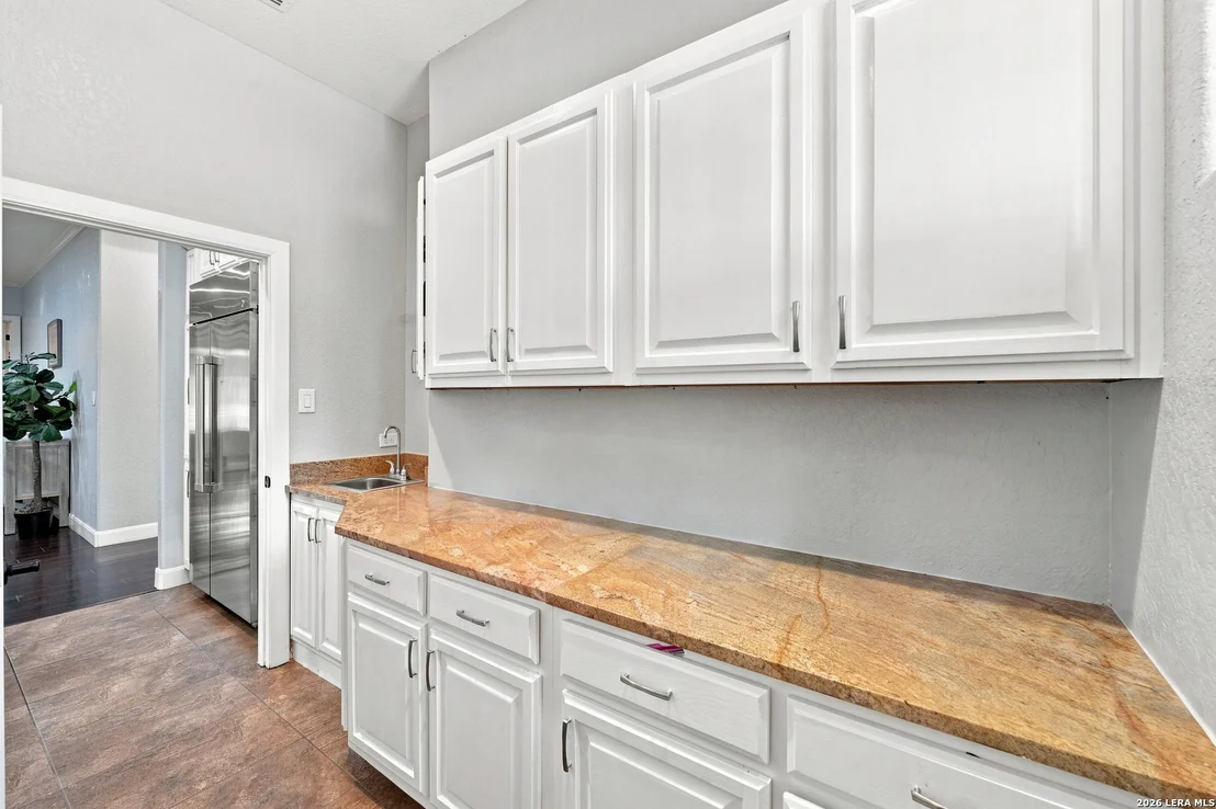 Photo of 1357 PRIVATE ROAD 3702