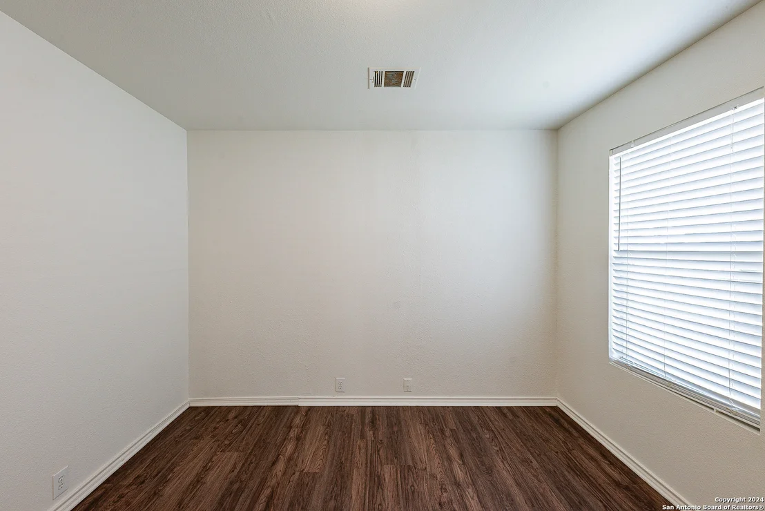Photo of 5120 STORM KING