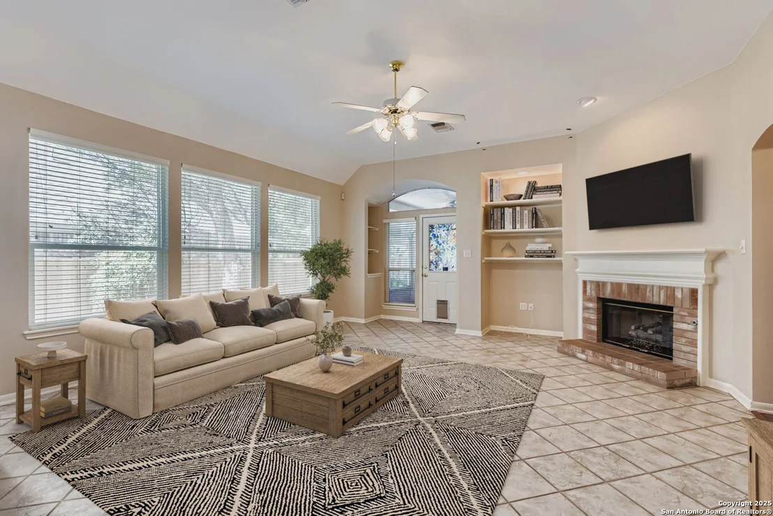 Photo of 1111 Crystal Spring