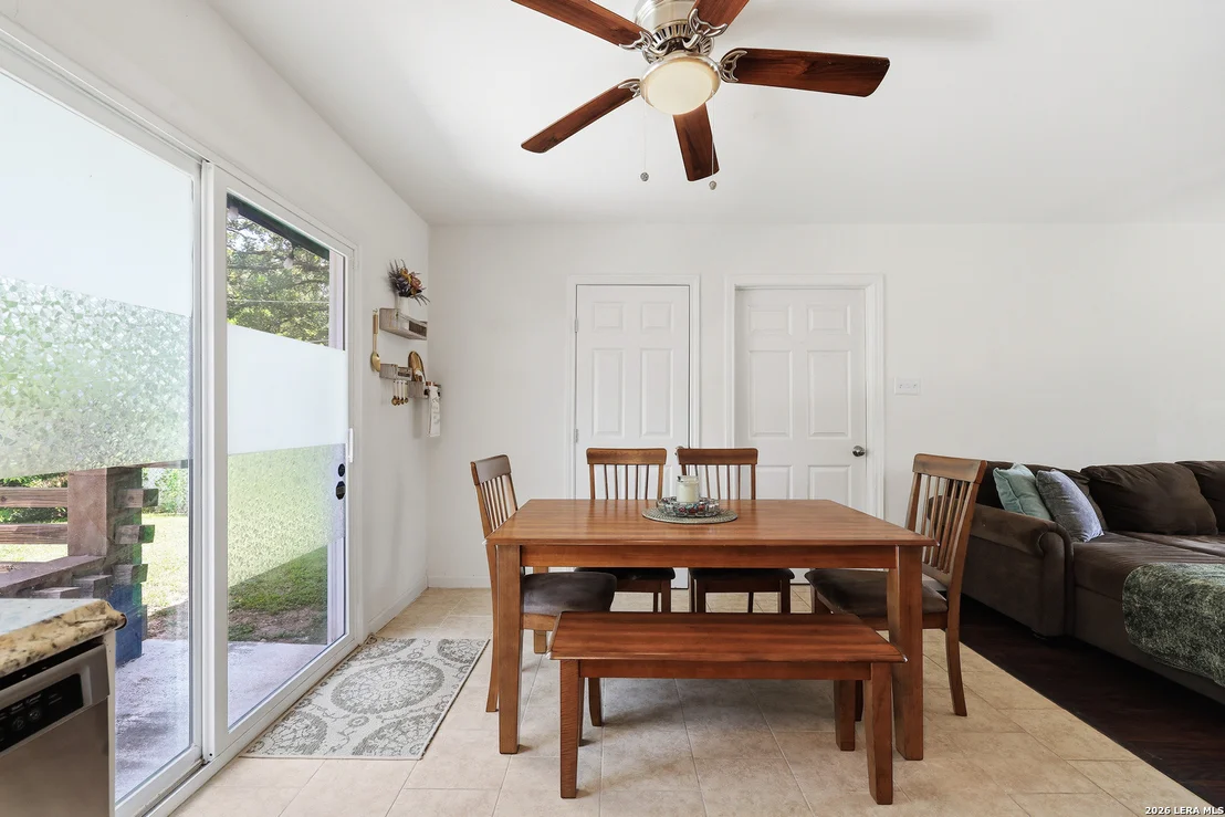 Photo of 6707 Pear Tree