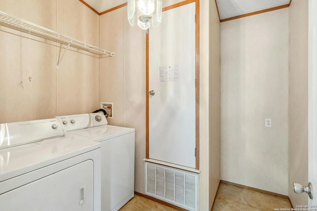 Photo of 905 High Mesa