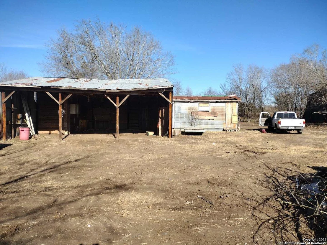 Photo of 14150 LUCKEY RD