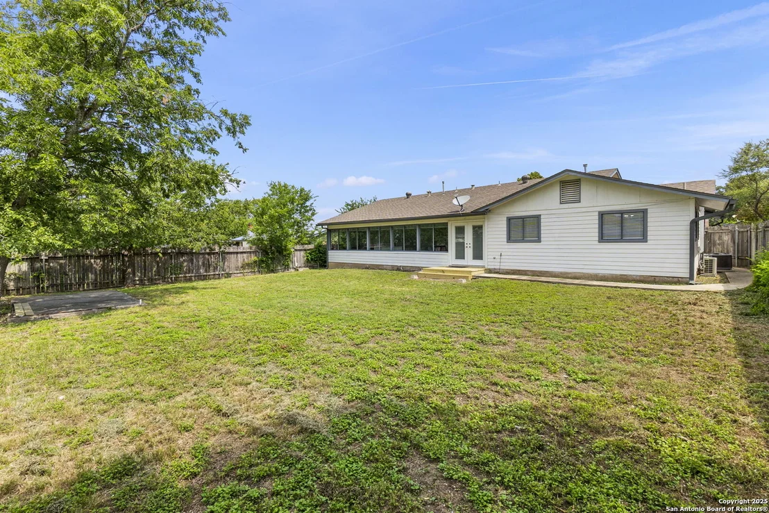 Photo of 6818 Forest Meadow