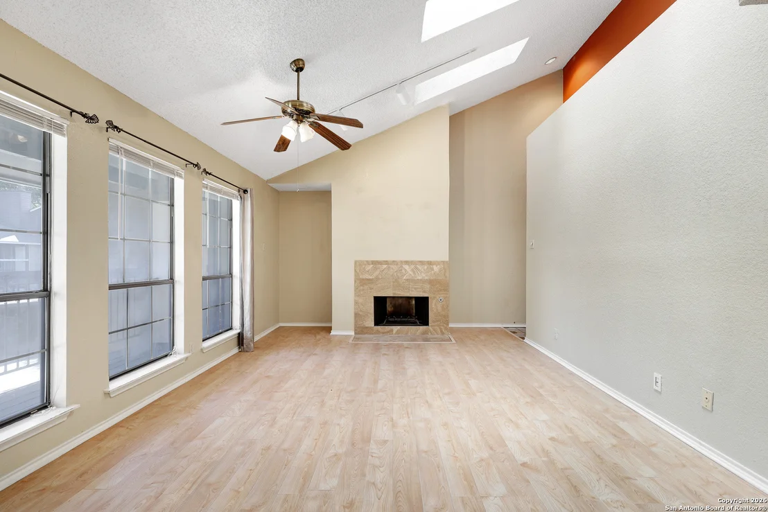 Photo of Unit 224 at 8633 Datapoint