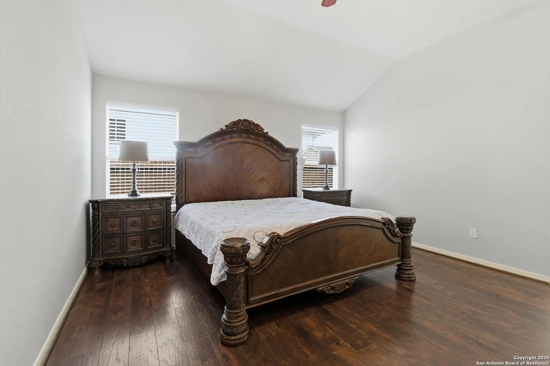 Photo of 8242 Pioneer Oak