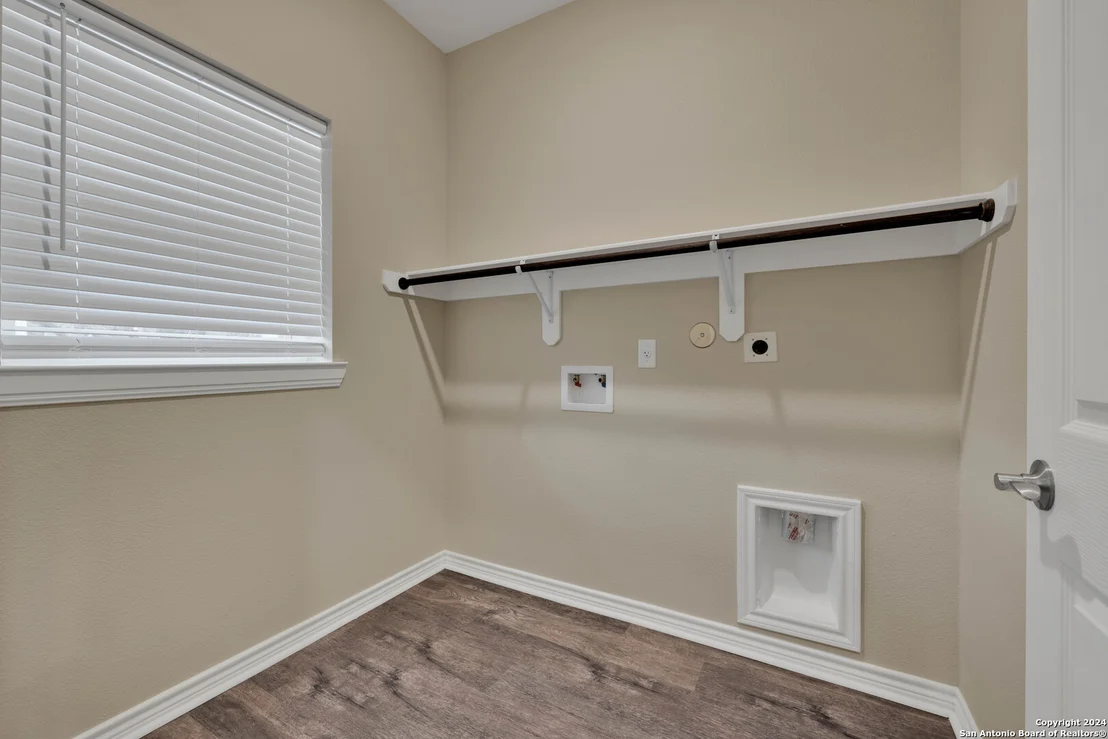 Photo of 514 PRECIOUS DR