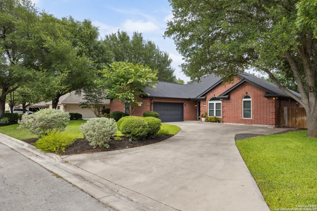 Photo of 2273 Normandy Grace