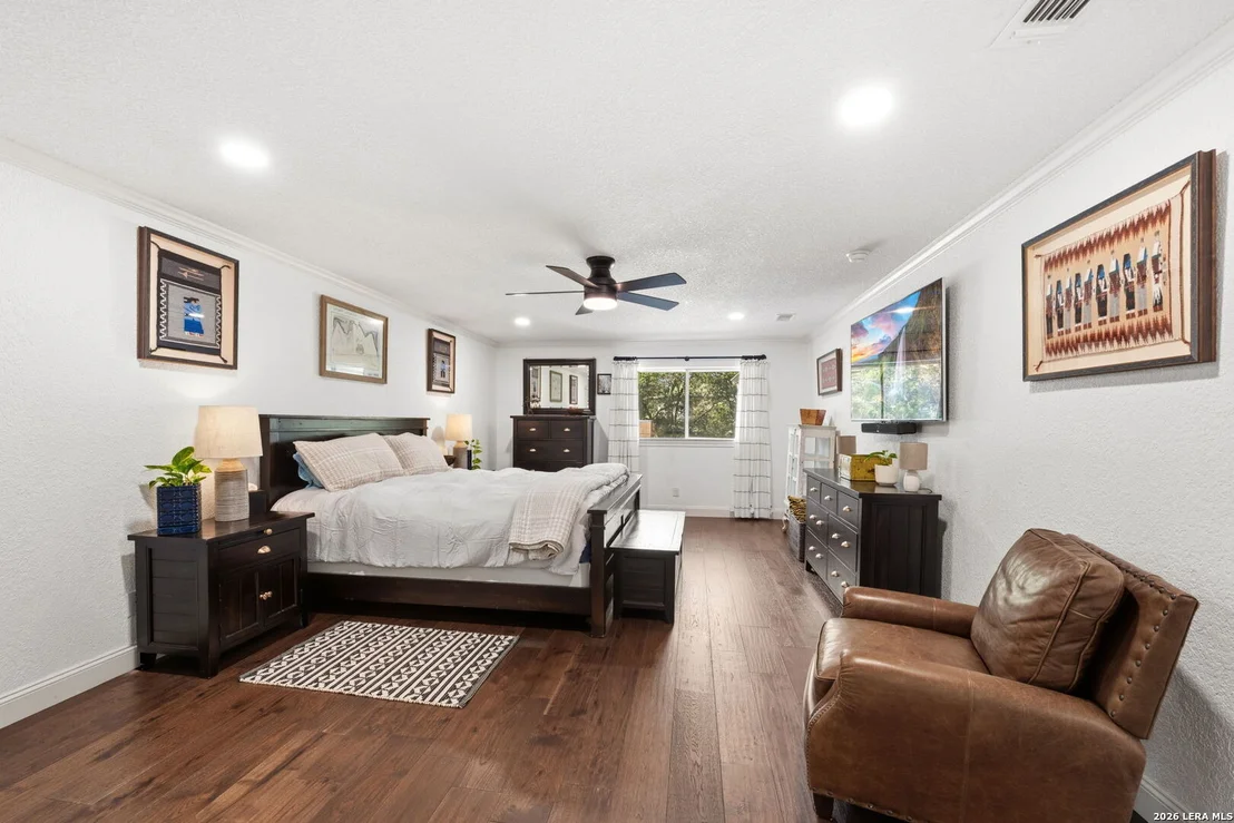 Photo of 2 Charterwood