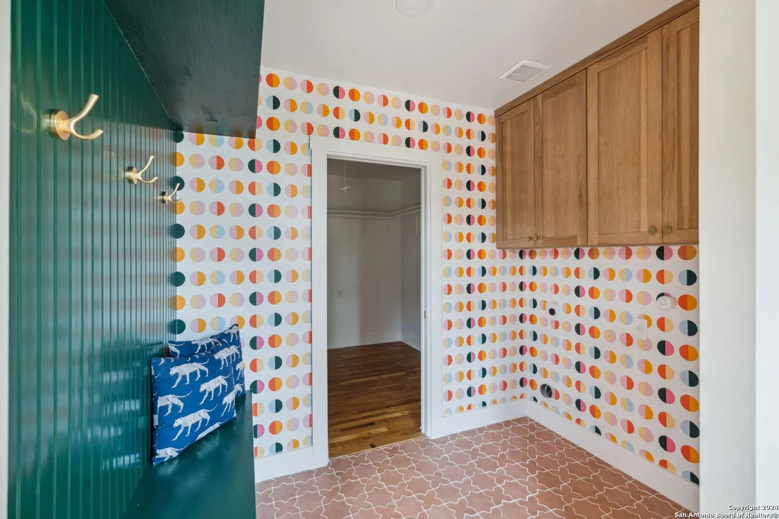 Photo of 135 HARMON DR