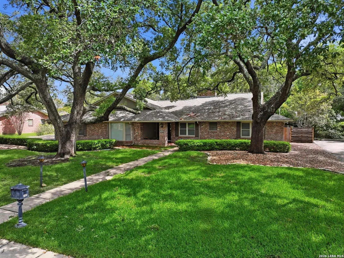 Photo of 105 Cobblestone