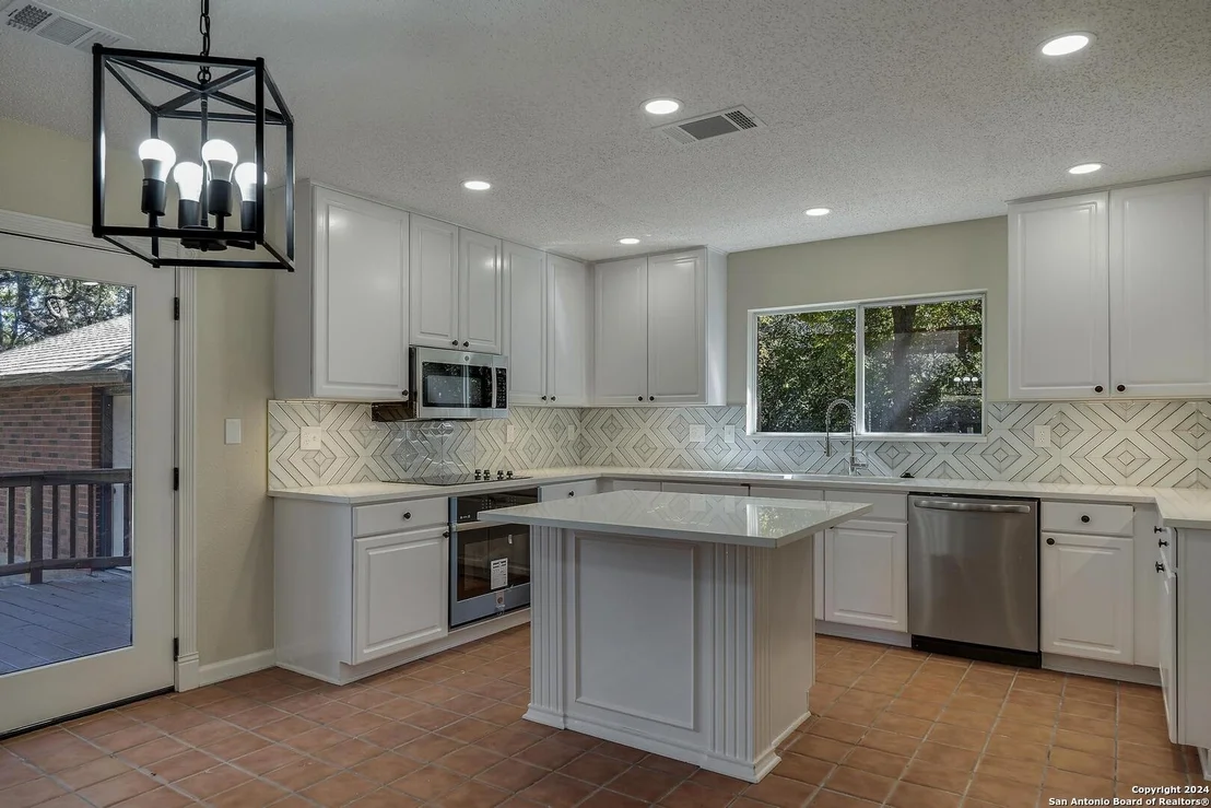 Photo of 14214 PEBBLE GLADE