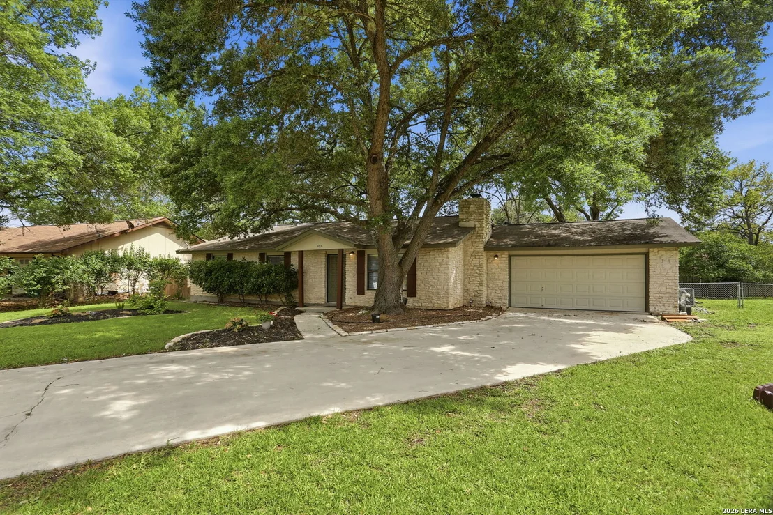 Photo of 303 CASTLE CT