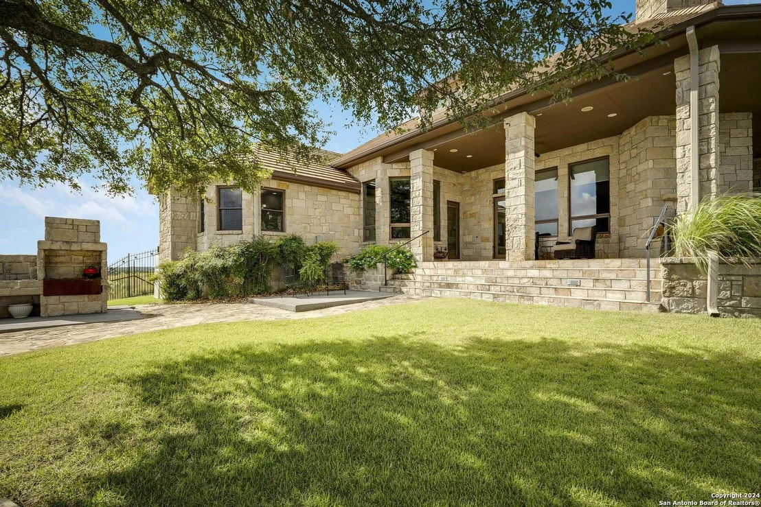Photo of 442 PARADISE PT