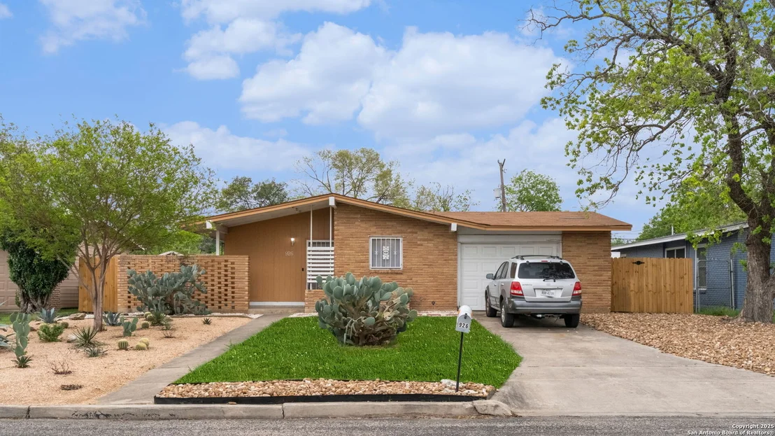 Photo of 926 Olney Drive