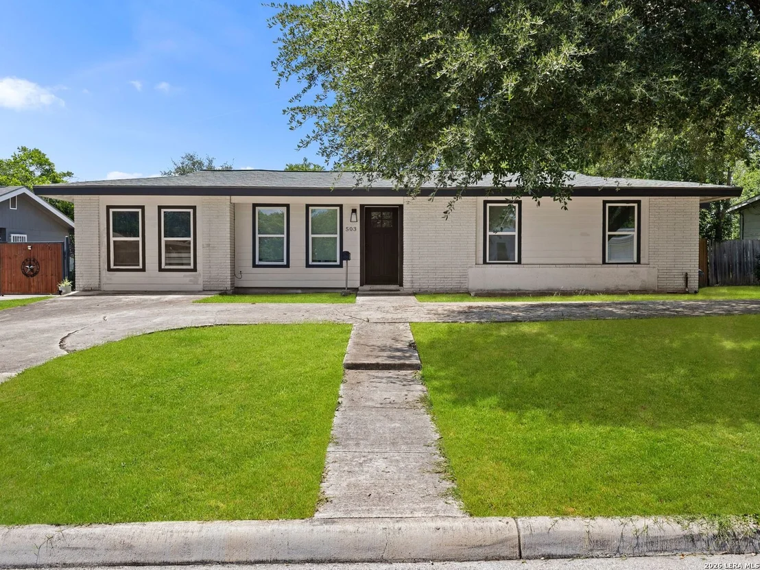Photo of 503 Pickwell Dr