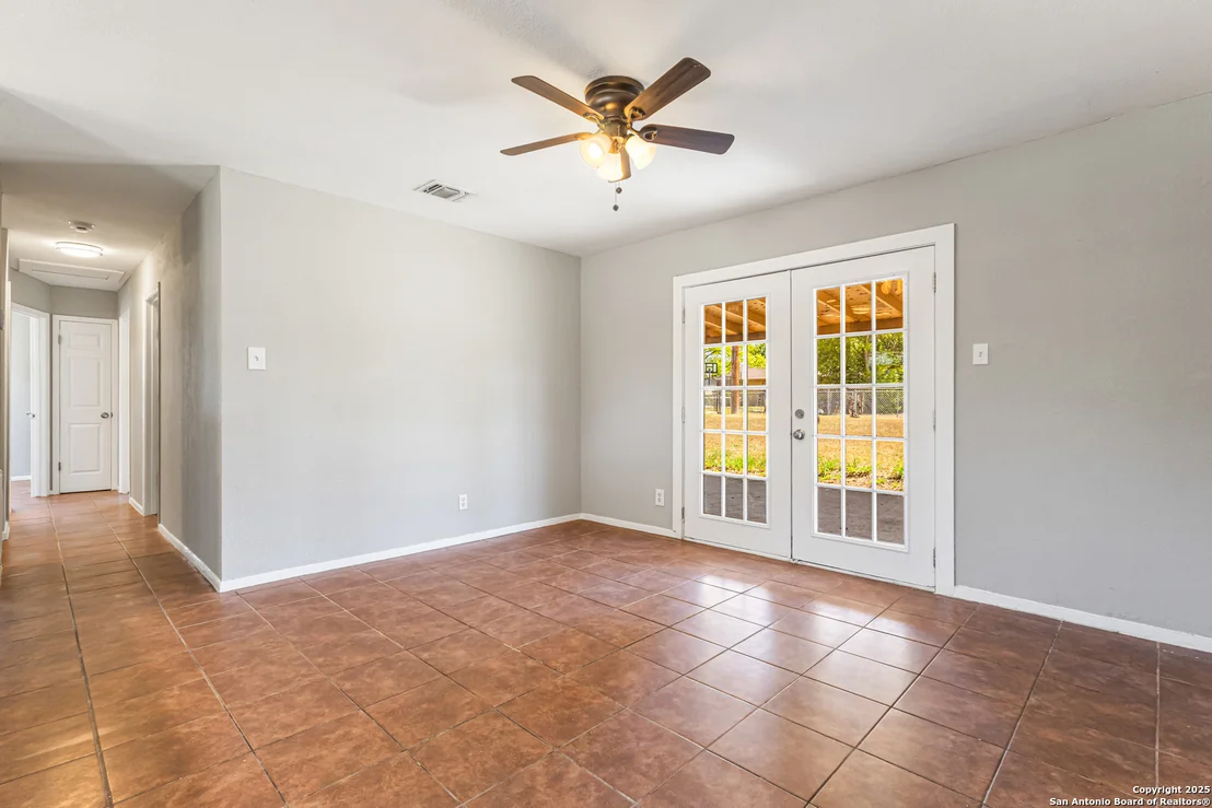 Photo of 6826 Westward