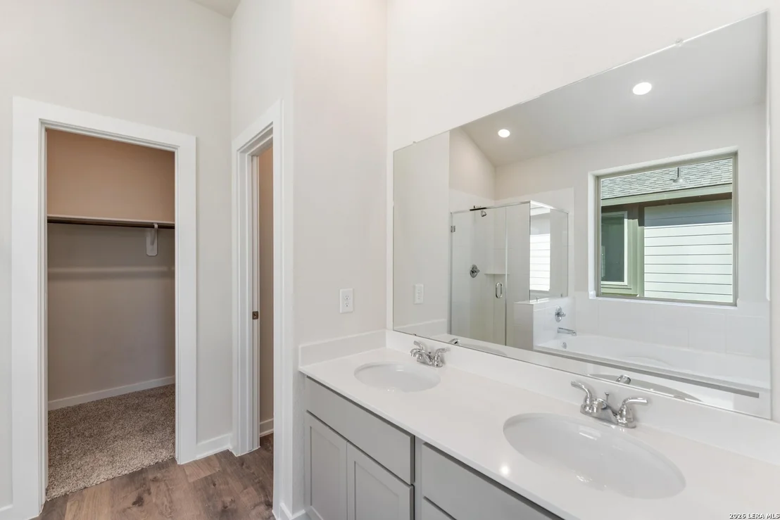 Photo of 3011 Heidfeld Lane