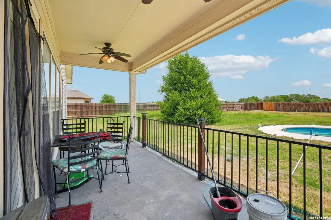 Photo of 7027 LAURA HTS