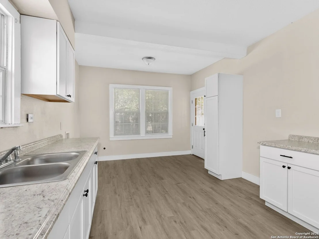 Photo of 1013 Sacramento