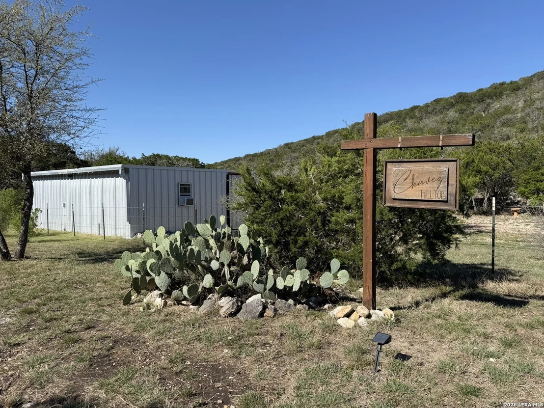 Photo of 785 Private Road 3350