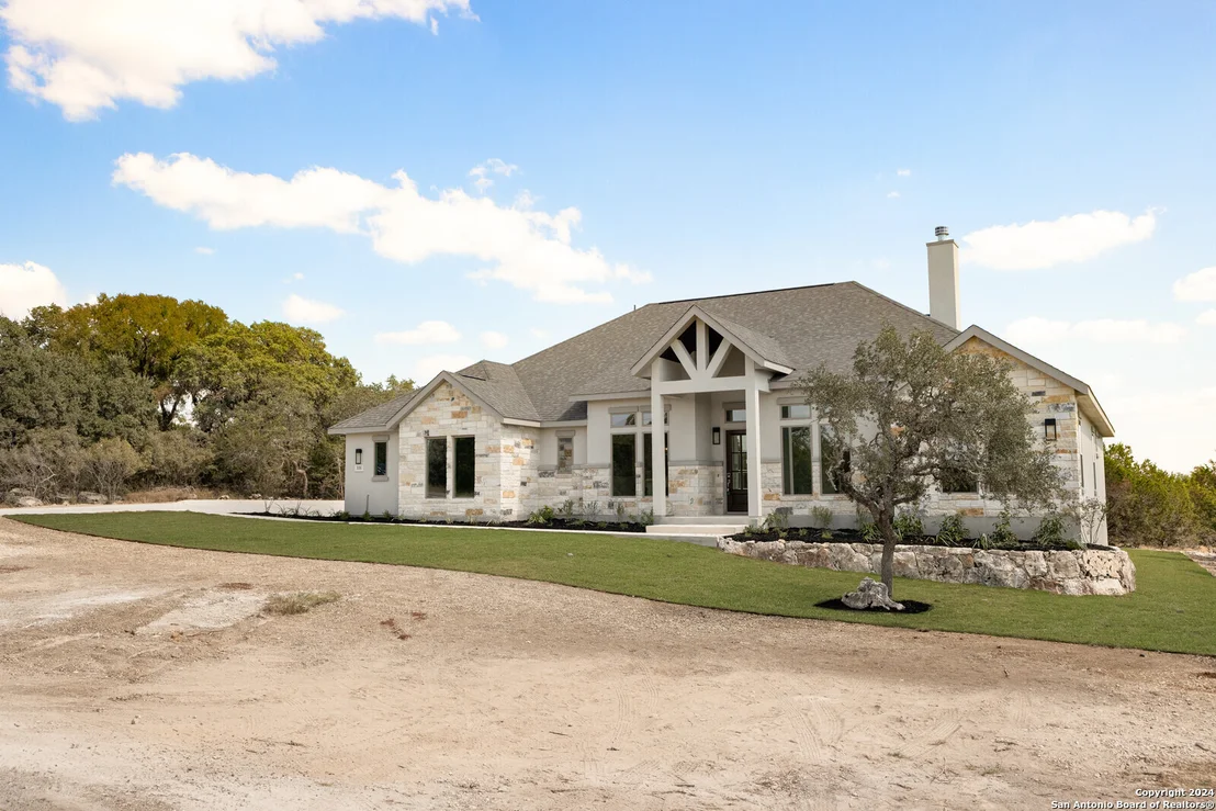 Photo of 331 TOUCAN DR