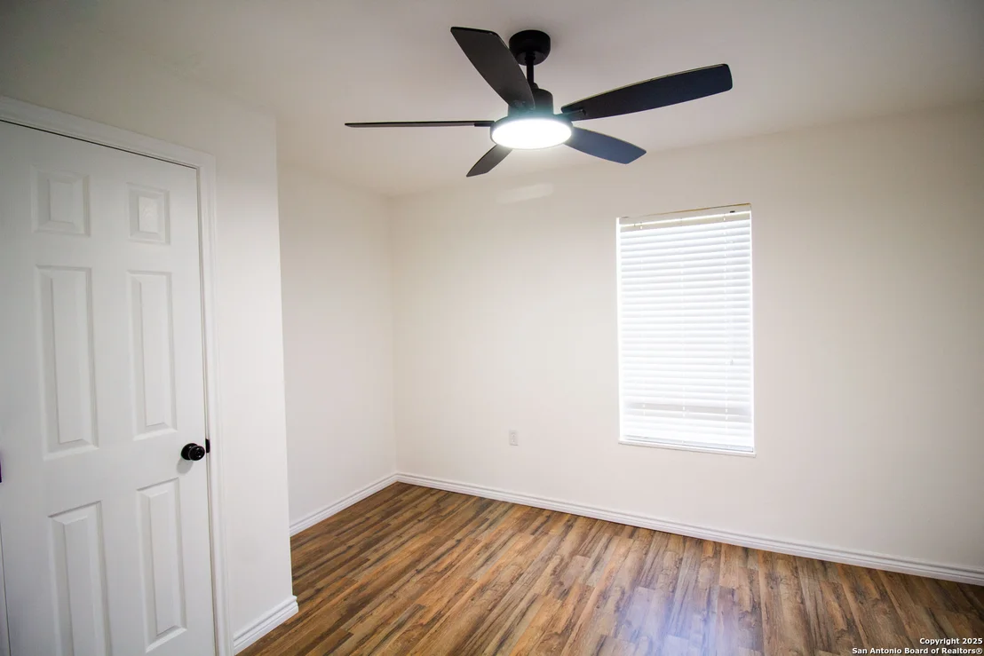 Photo of 2677 Lehman