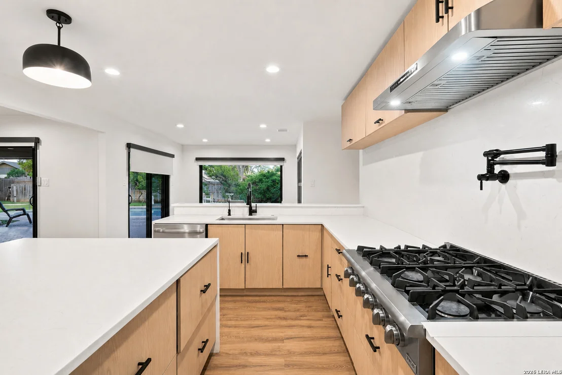 Photo of 204 Gardenview