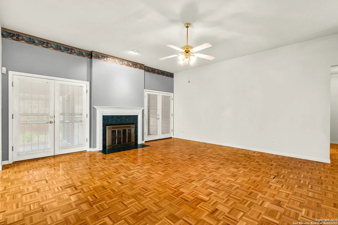 Photo of 141 Oak Knoll