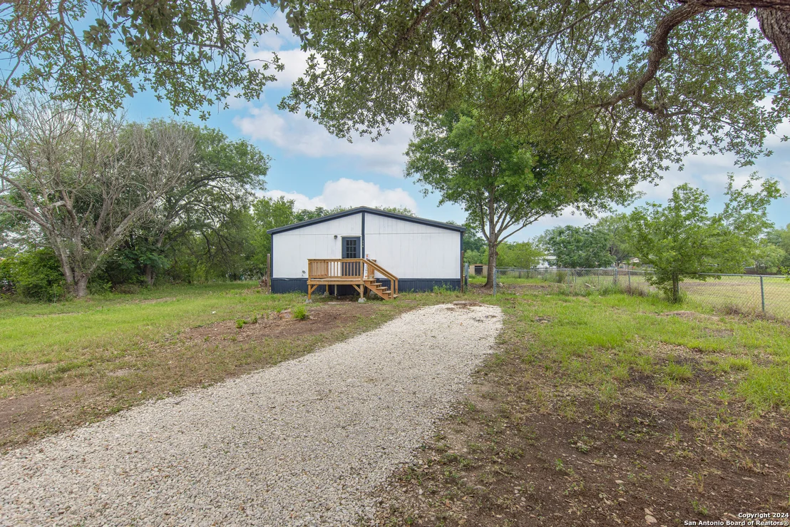 Photo of 114 County Road 5604
