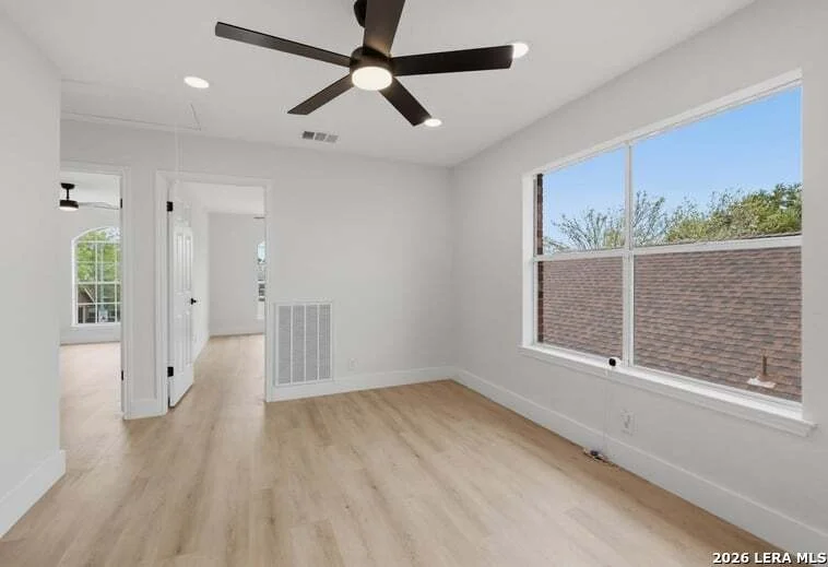 Photo of 10242 Sandyglen
