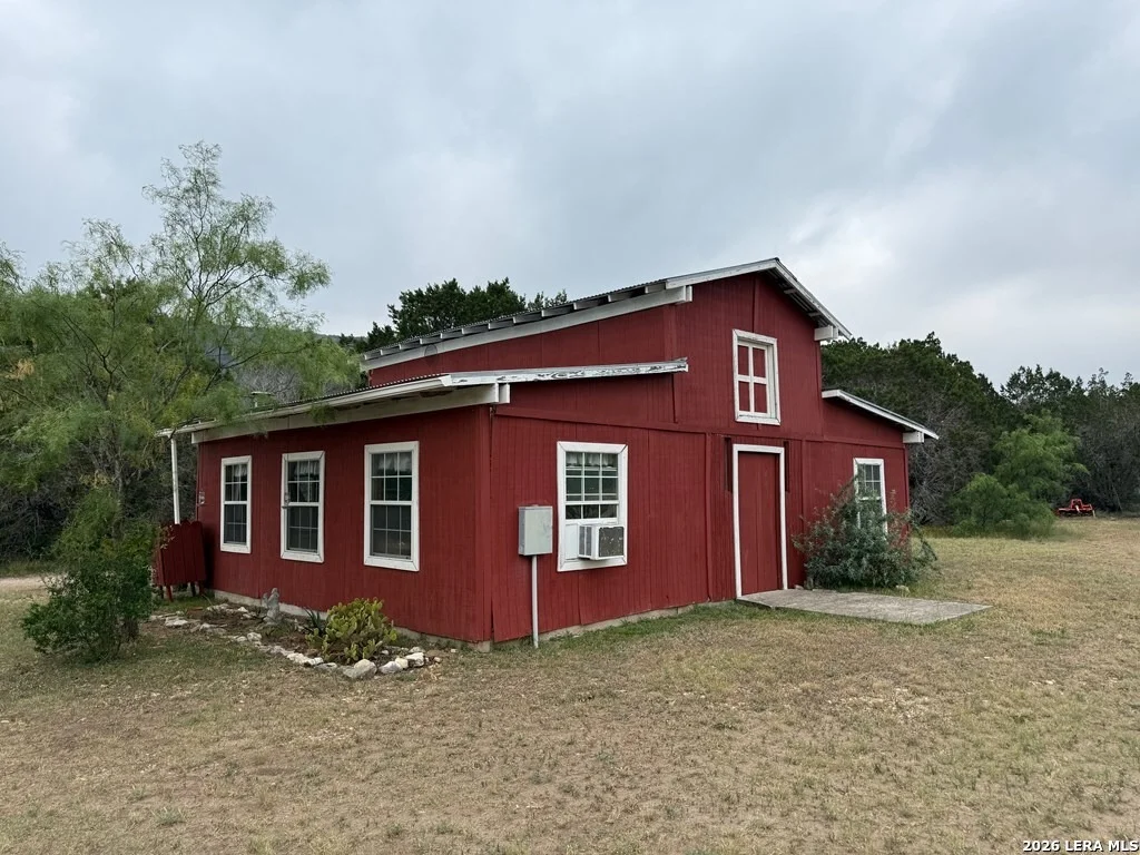 Photo of 28799 N US HIGHWAY 83