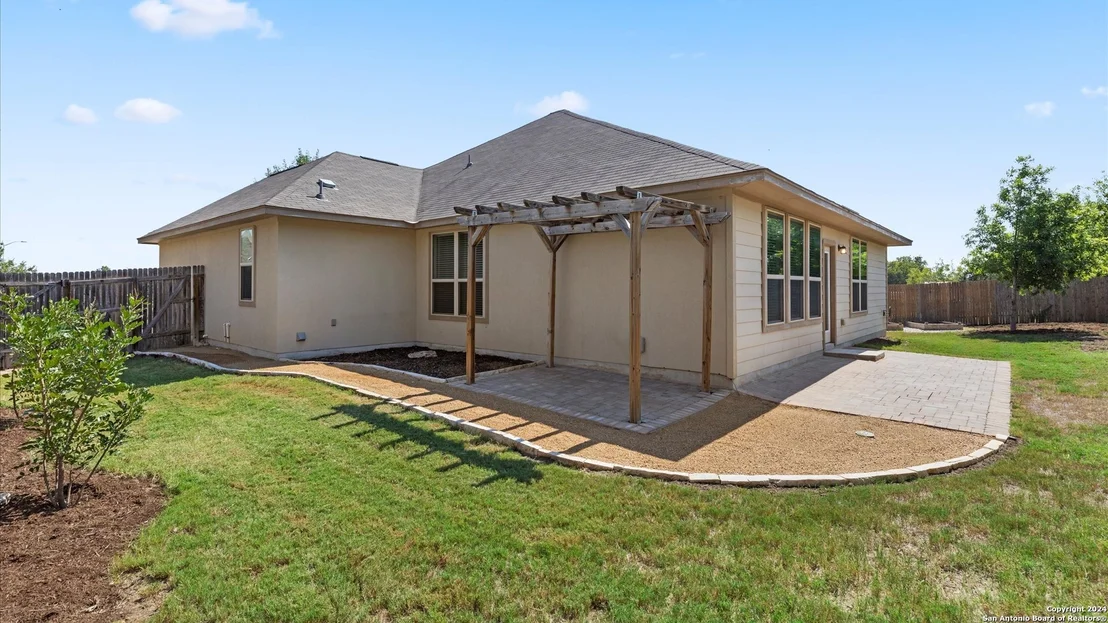 Photo of 520 MEADOW WIND