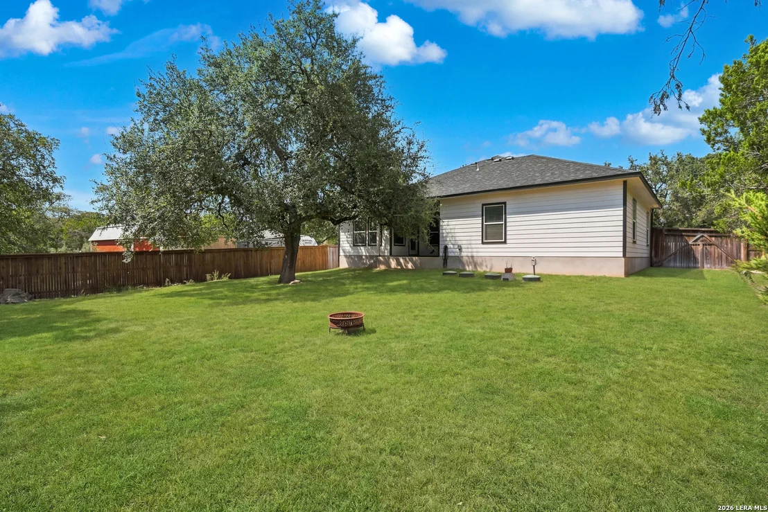 Photo of 348 FAWN DR