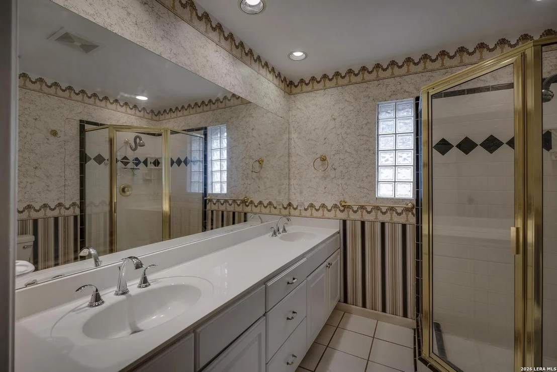 Photo of 602 Moorside