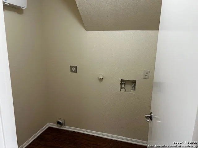 Photo of 13602 POSSUM HILL