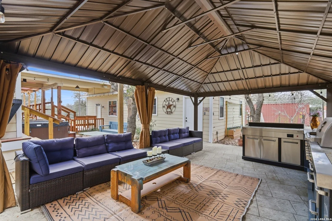 Photo of 423 Las Hadas