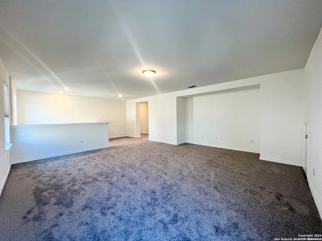 Photo of 4555 Whispering Oak