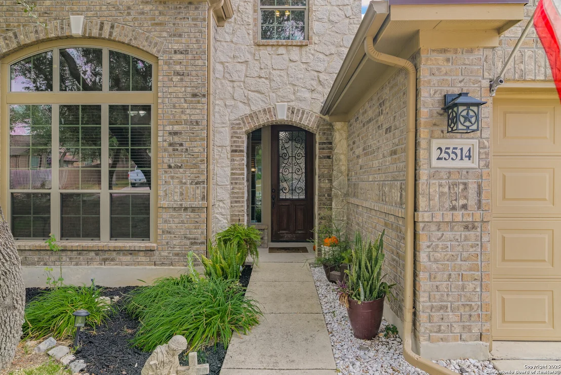 Photo of 25514 Thomas Oaks