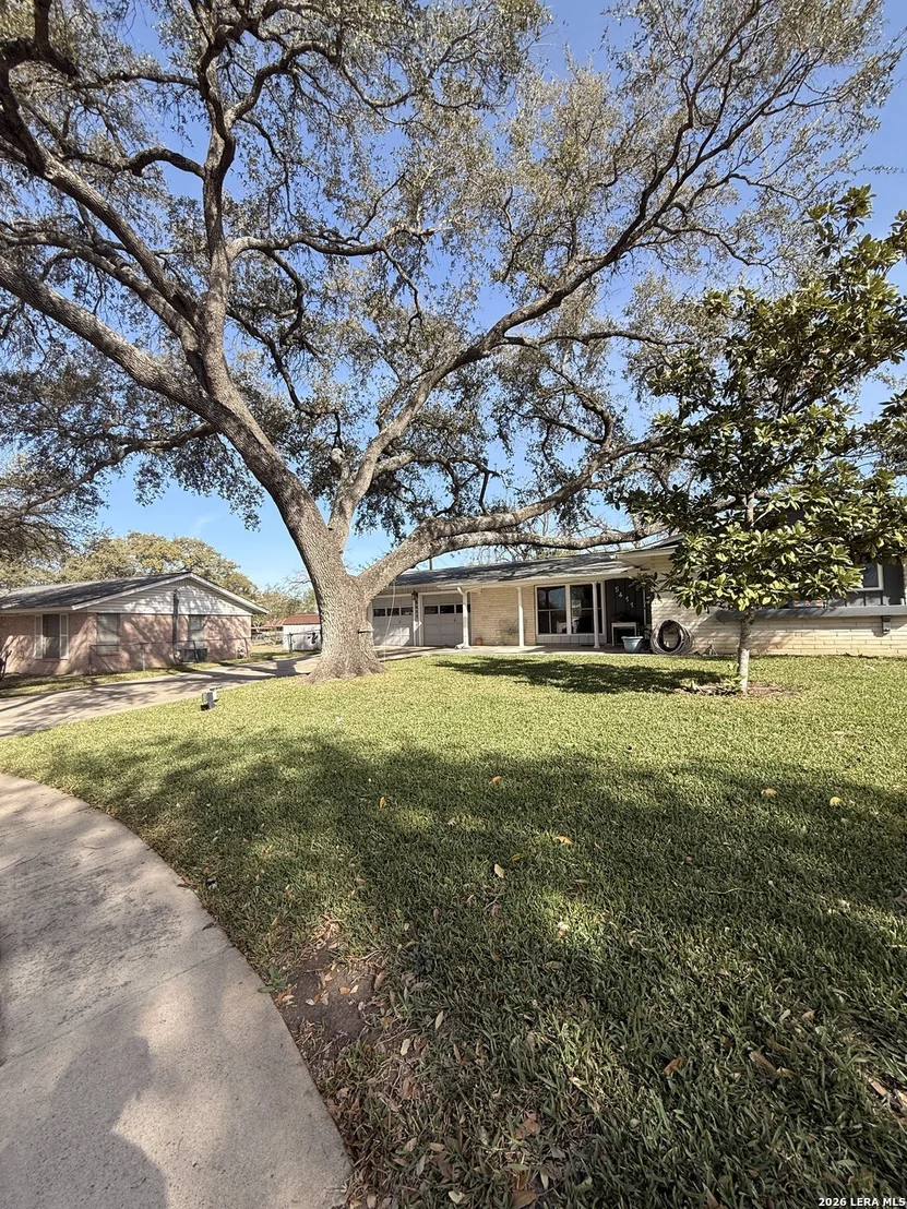 Photo of 5411 Redding