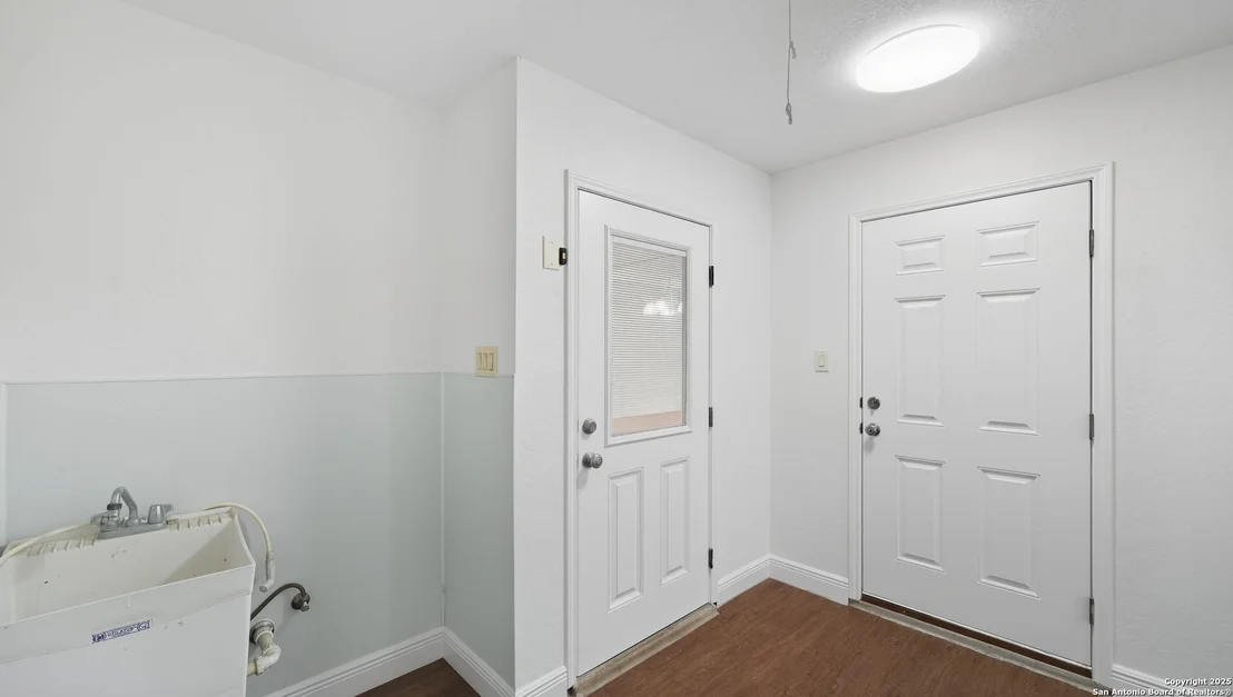 Photo of 2295 Stuart Rd