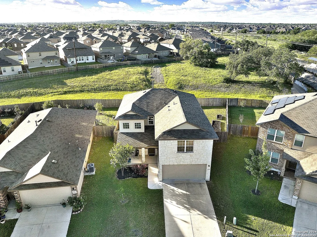 Photo of 8702 Addison Rdg