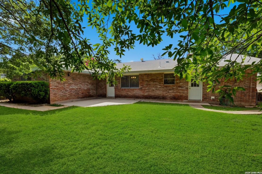 Photo of 3723 Chartwell Dr