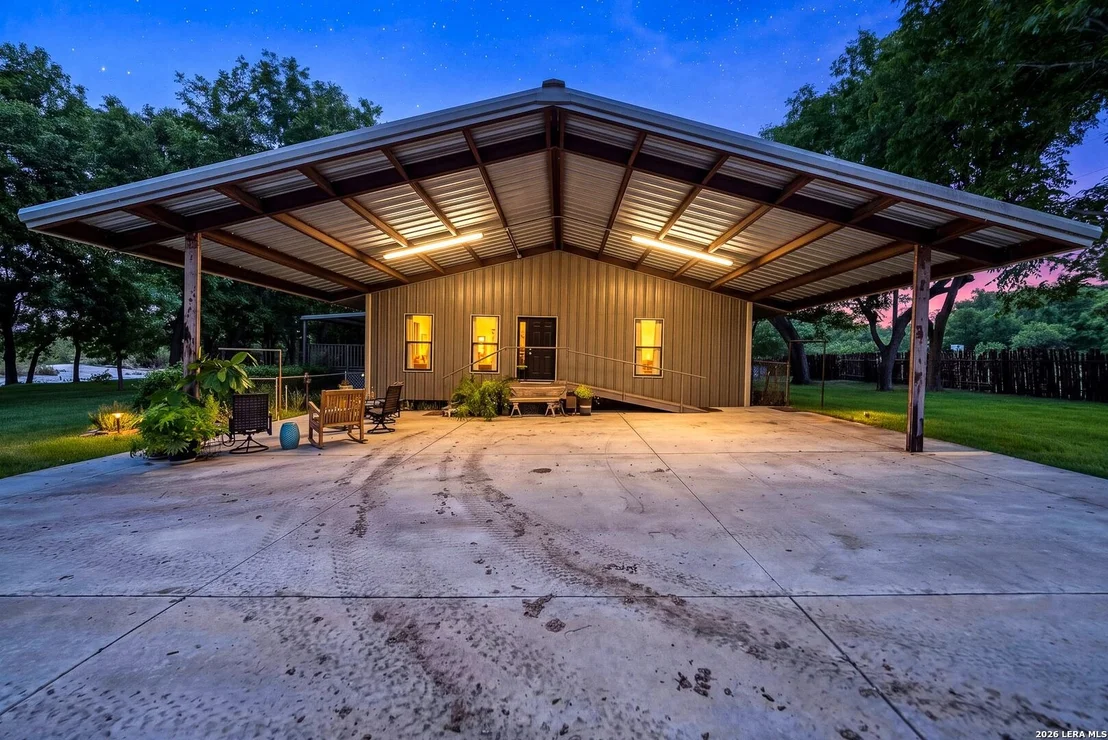 Photo of 27046 State Highway 55