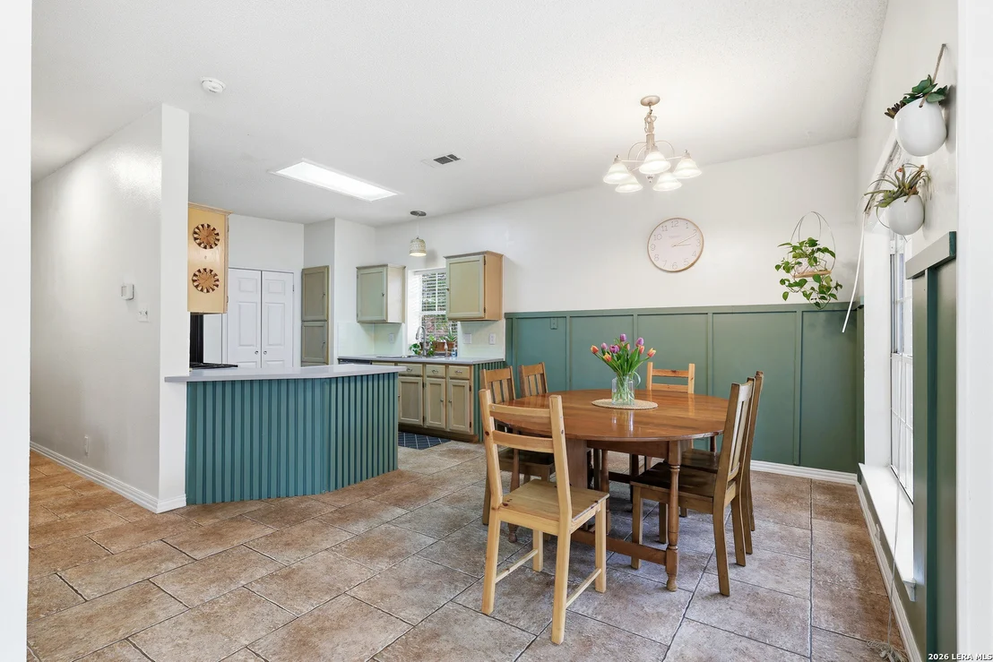Photo of 11650 Foxford