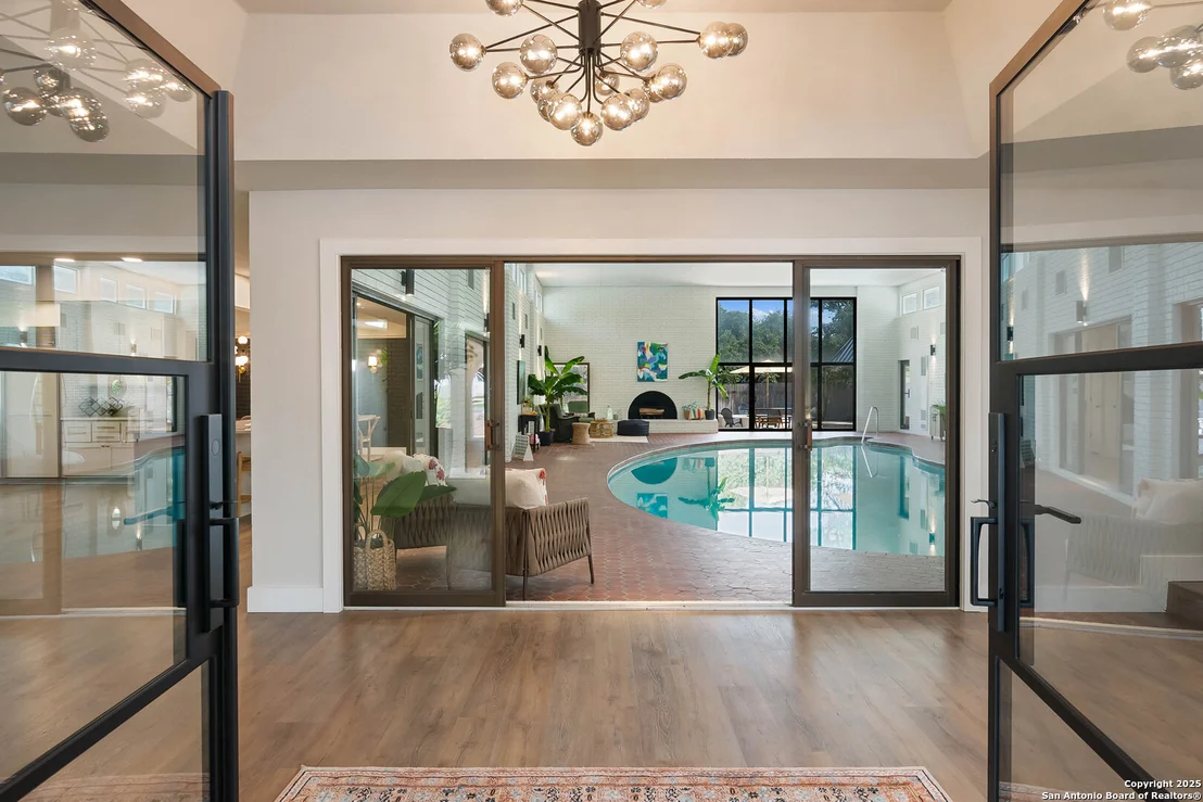 Photo of 9 Mission Trace