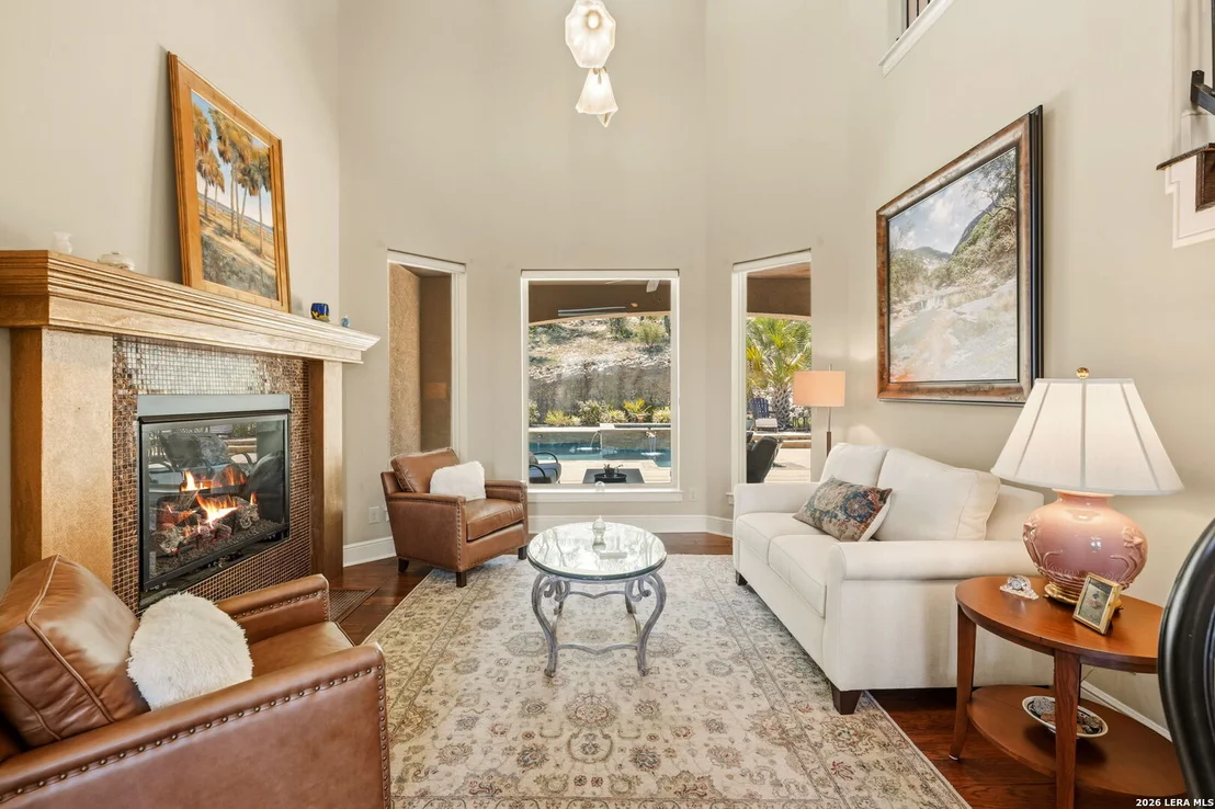 Photo of 315 Candelaria