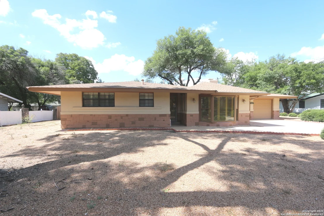 Photo of 5621 GALEWIND DR