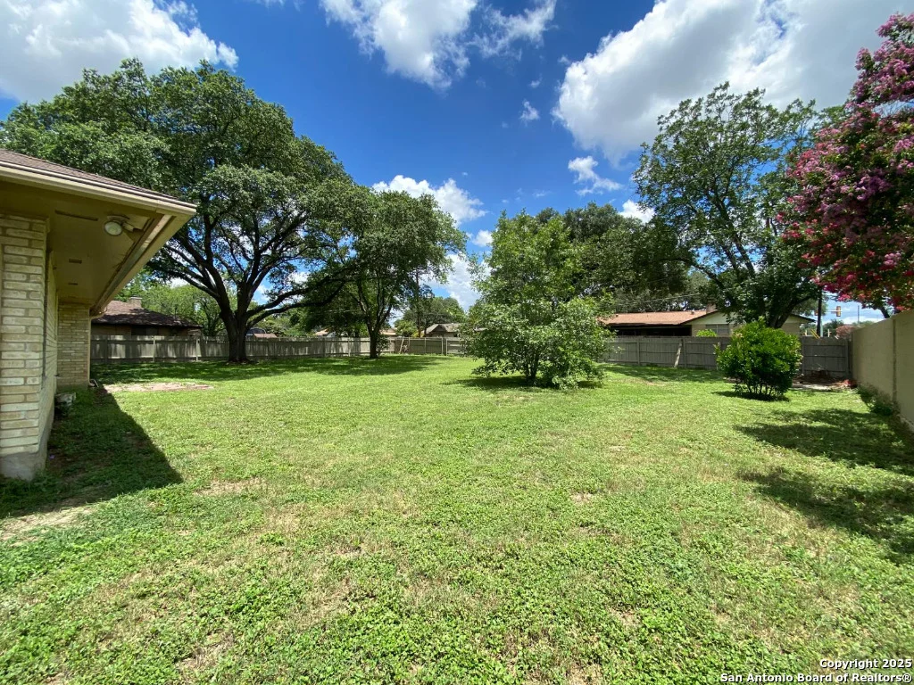 Photo of 749 Windrock